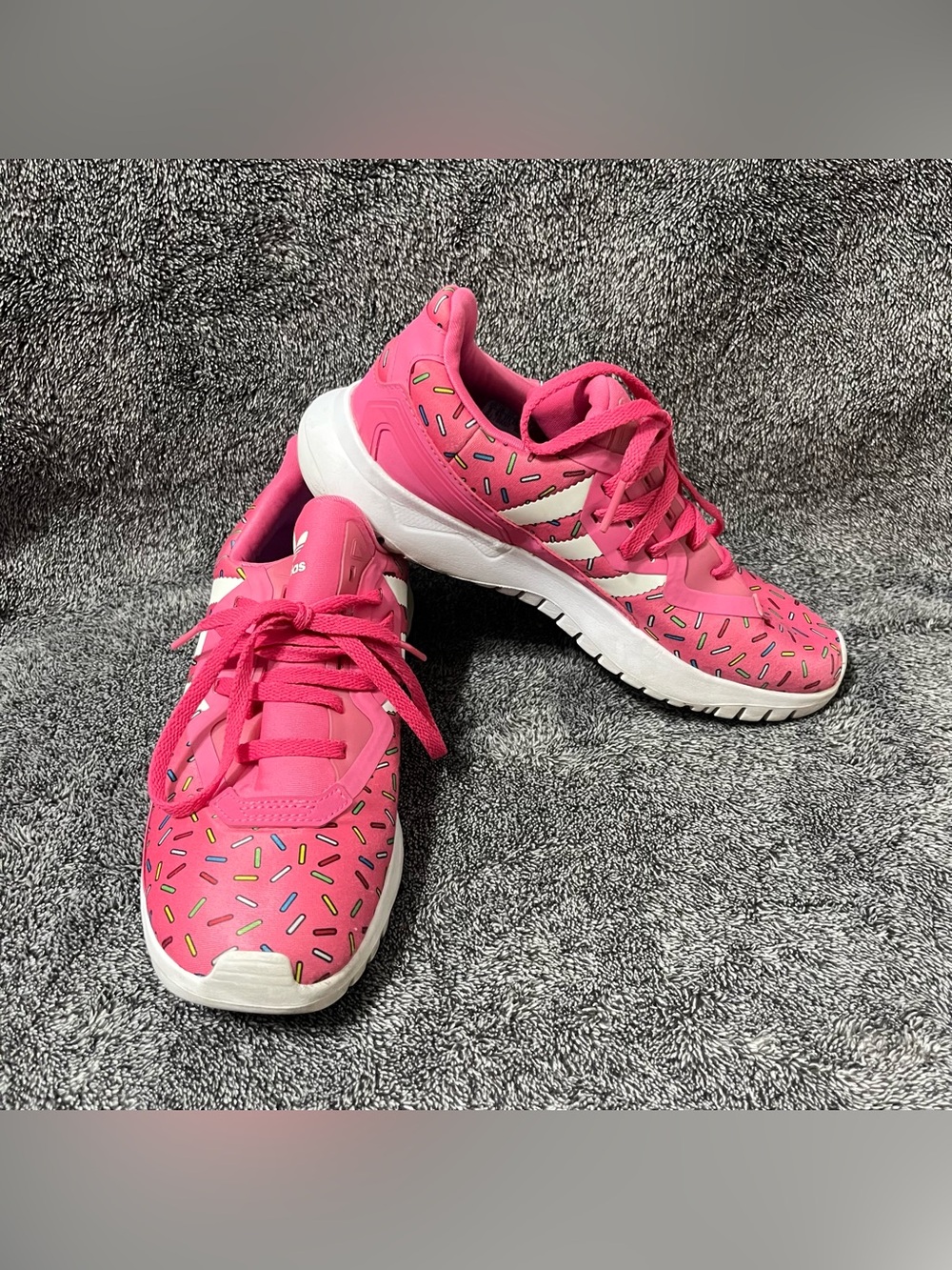 The Simpsons x adidas Originals Flex "Donuts" sneakers youth size 5, woman 6